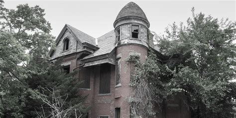 Haunted House .